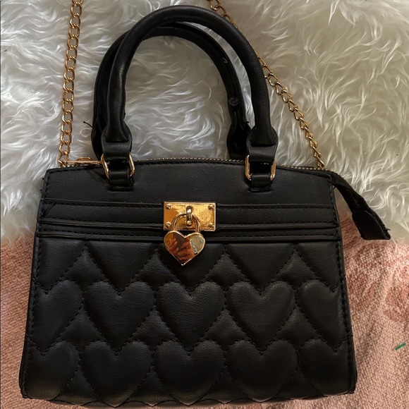 Black Quilted Heart Handbag with Gold Chain - Picture 2 of 6